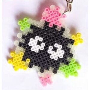 Susuwatari (Studio Ghibli) v1 Pixel Art Chaveiro Pin Brinco Adesivo ou Ímã