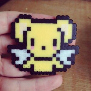 Kero - Sakura Cardcaptor v1 Pixel Art Chaveiro Pin Brinco Adesivo ou Ímã