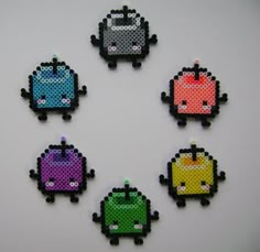 Junimo Stardew Valley Pixel Art Chaveiro Pin Brinco Adesivo ou Ímã