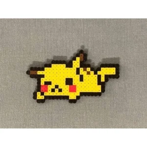 Pikachu Sleepy Pokémon Pixel Art Chaveiro Pin Brinco Colar Adesivo ou Ímã